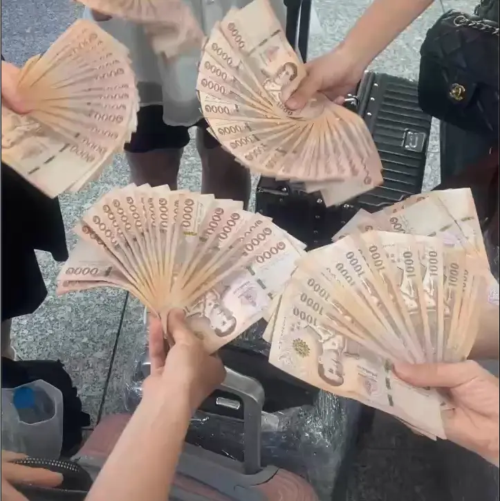 thailand-company-trip-ngay-1-san-bay